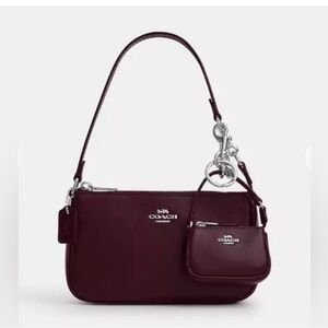 Coach Boxed Nolita 19 And Nolita Bag
Charm Set